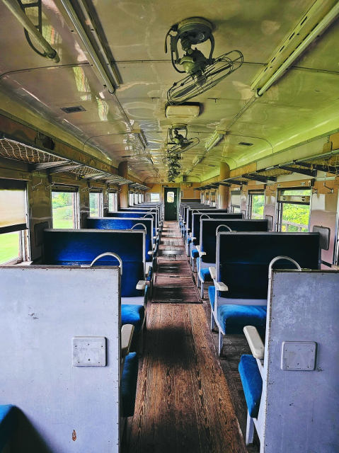 幸福駅　列車内