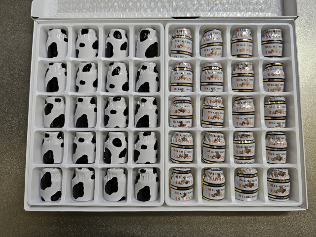 帯広土産　北海道チョコレート　ブラック＆ホワイト