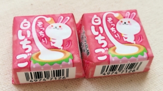 白いちご　チロルチョコ